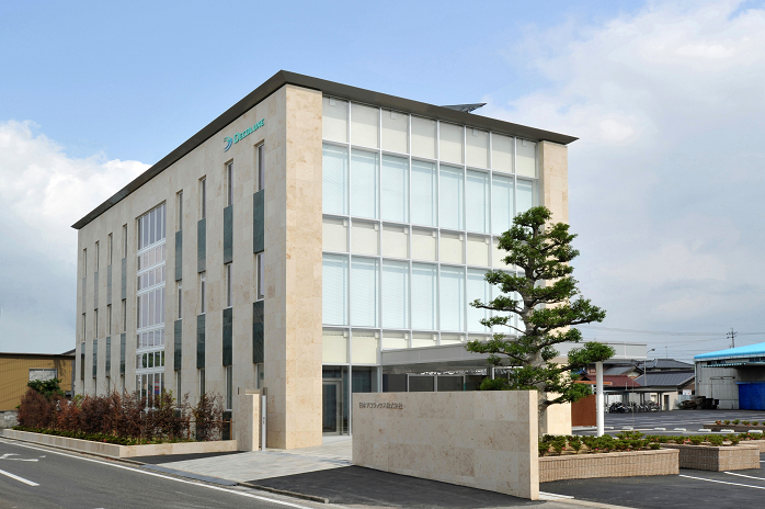 日本デコラックス株式会社　本社事務所